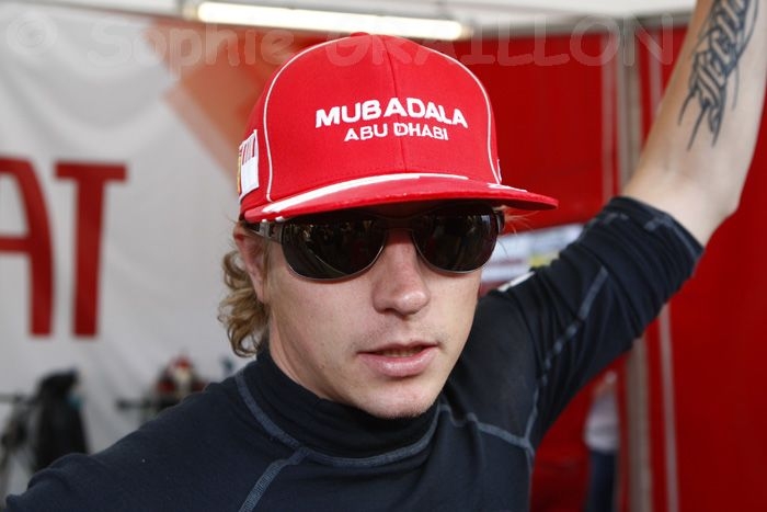 Kimi Raikkonen...incognito...ou presque...jpg